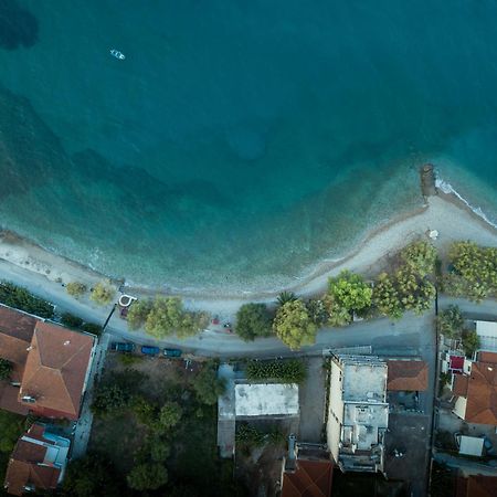 Moukas Seaside Apartments Romantico Selianítika المظهر الخارجي الصورة