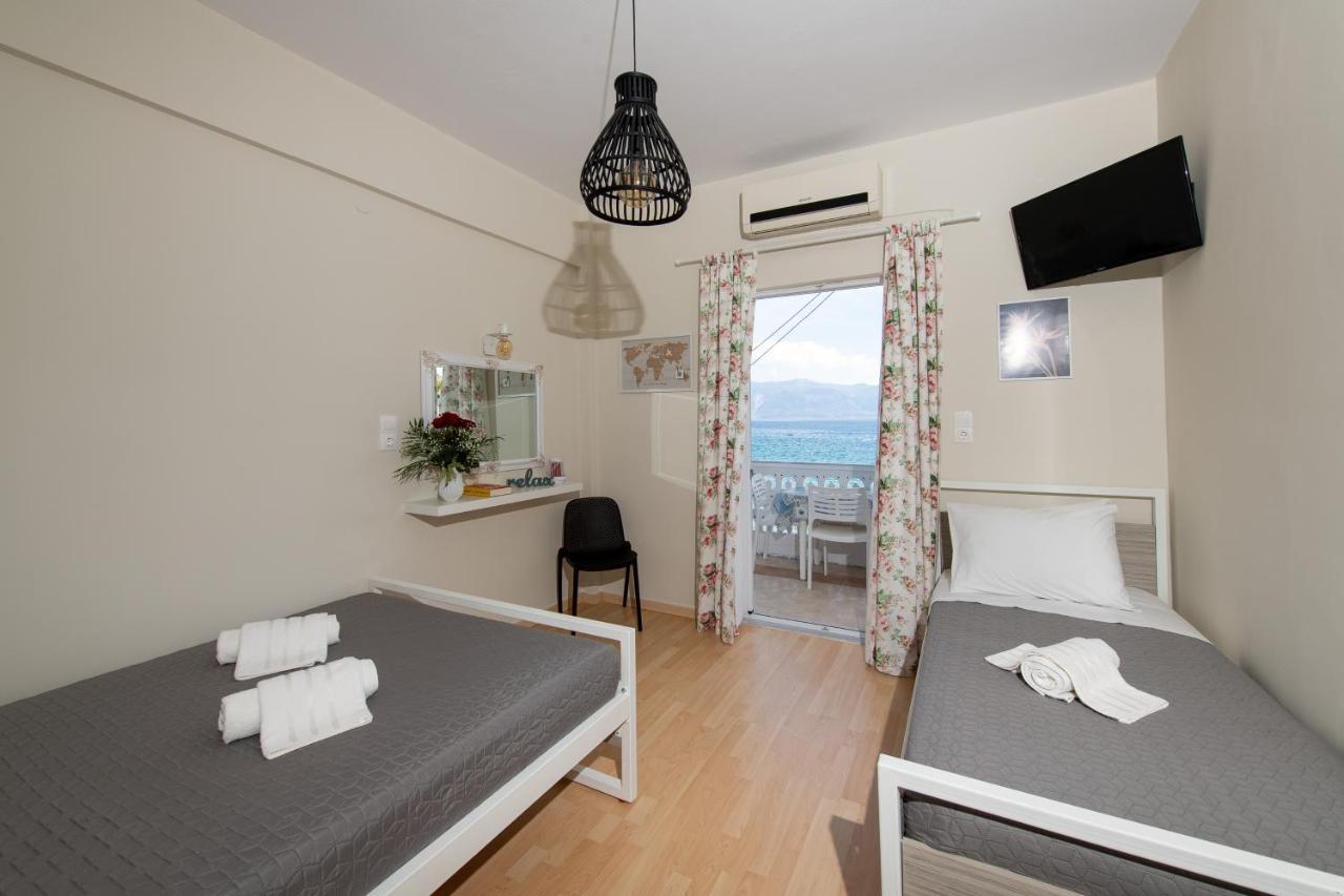 Moukas Seaside Apartments Romantico Selianítika المظهر الخارجي الصورة