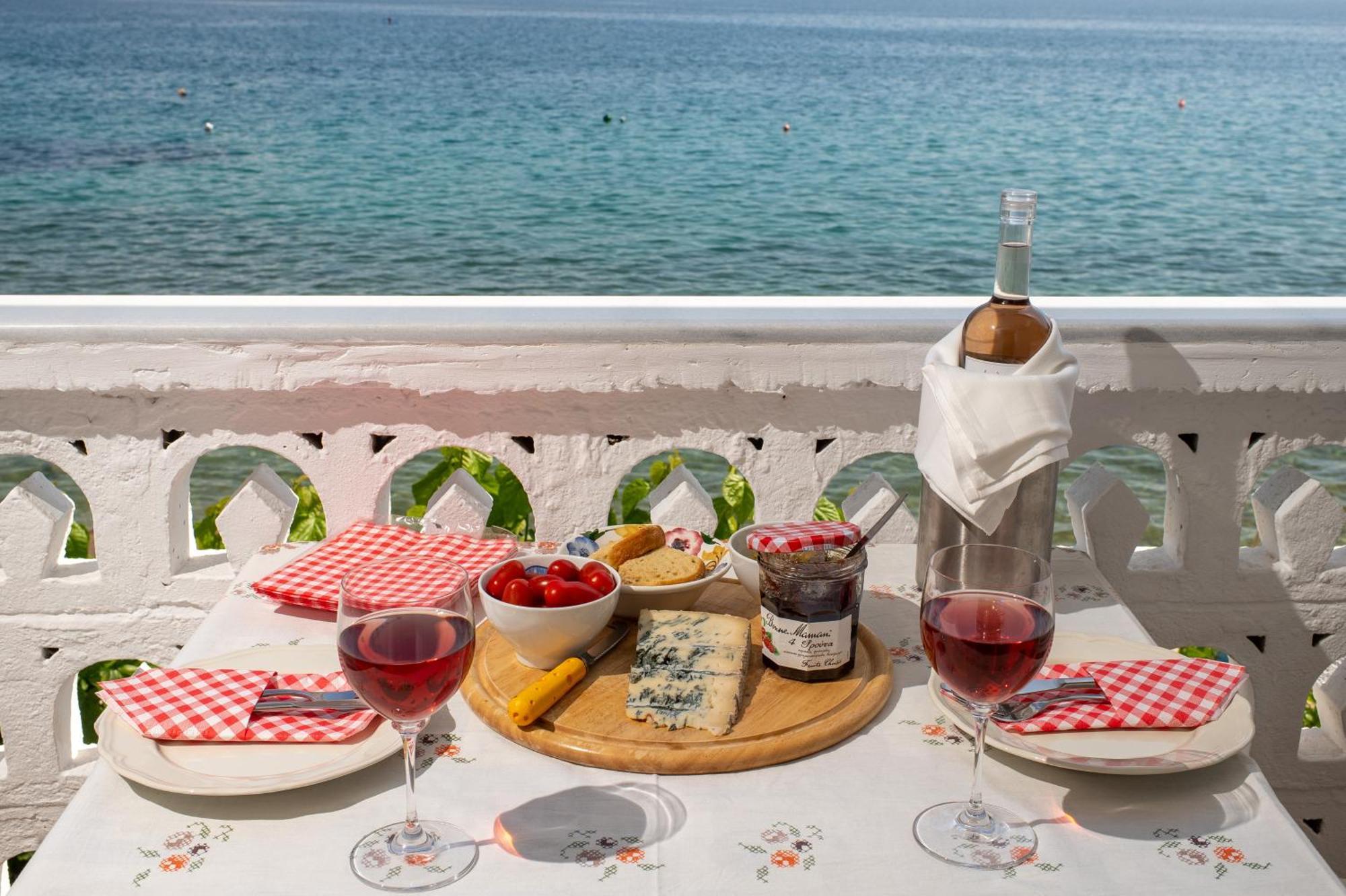 Moukas Seaside Apartments Romantico Selianítika المظهر الخارجي الصورة